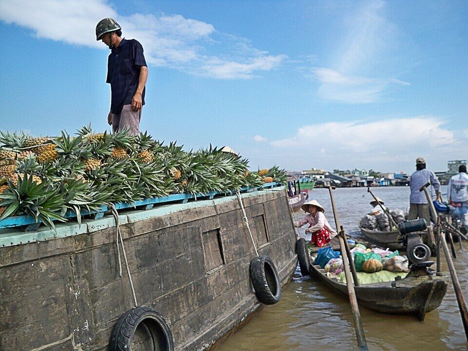 Chợ nổi Ngã Bảy