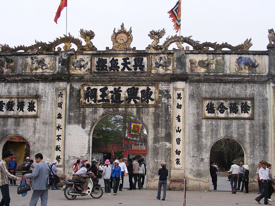 Côn Sơn – Kiếp Bạc