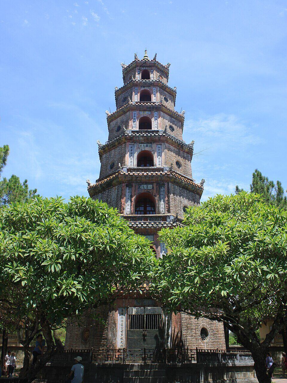 Huế